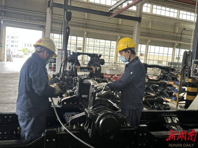 全流程贴心服务 全方位助企纾困——邵阳市全力以赴确保“疫情防控不失守，经济发展不减速”